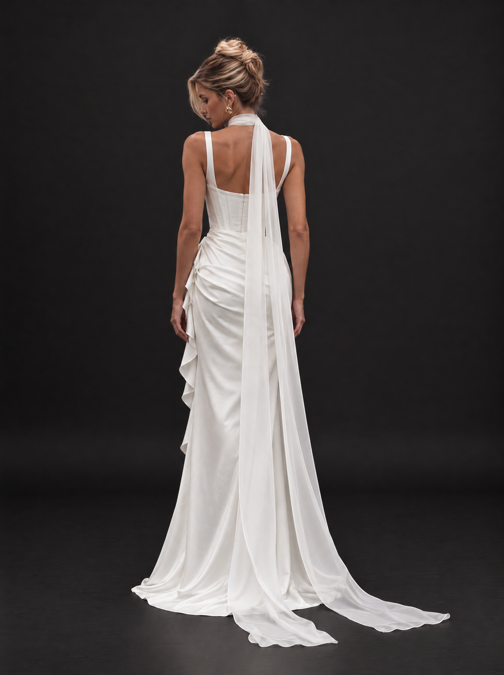 The Elowen veil — back view of the long chiffon tails