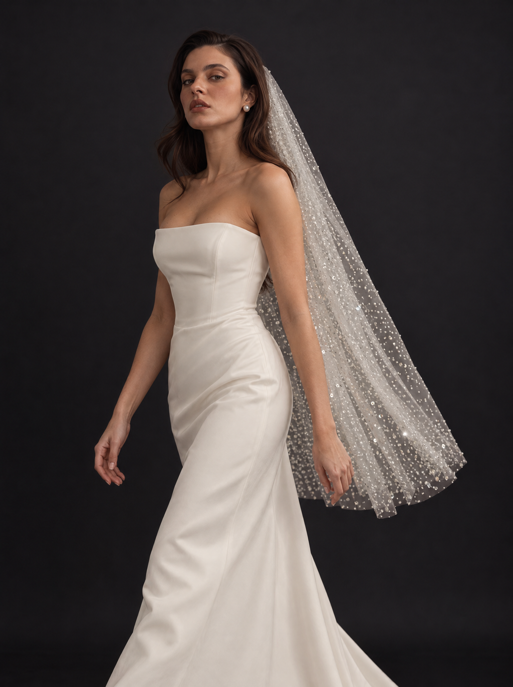 The Odette veil — front three-quarter view