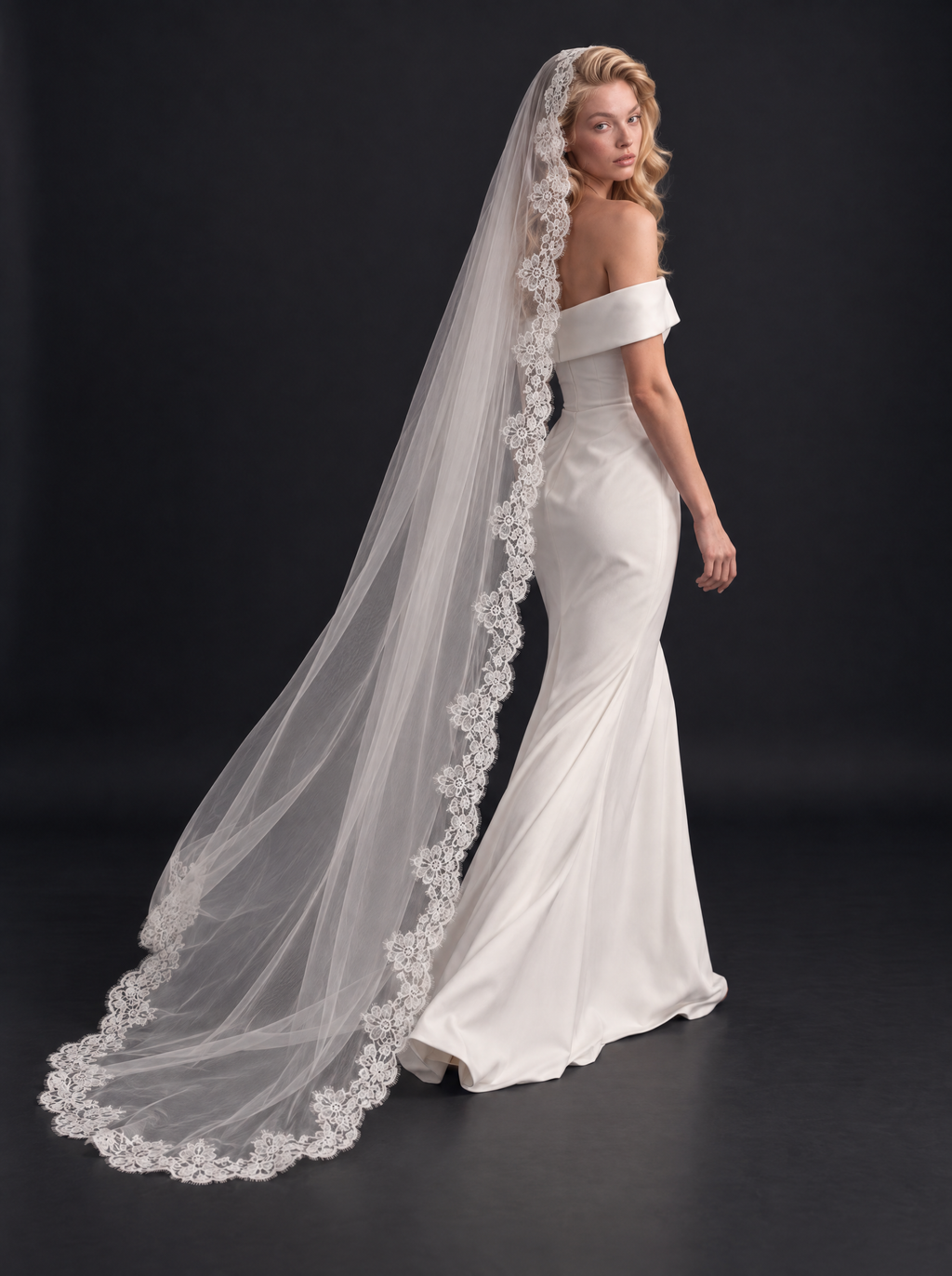 The Noor veil — three-quarter view of the long veil