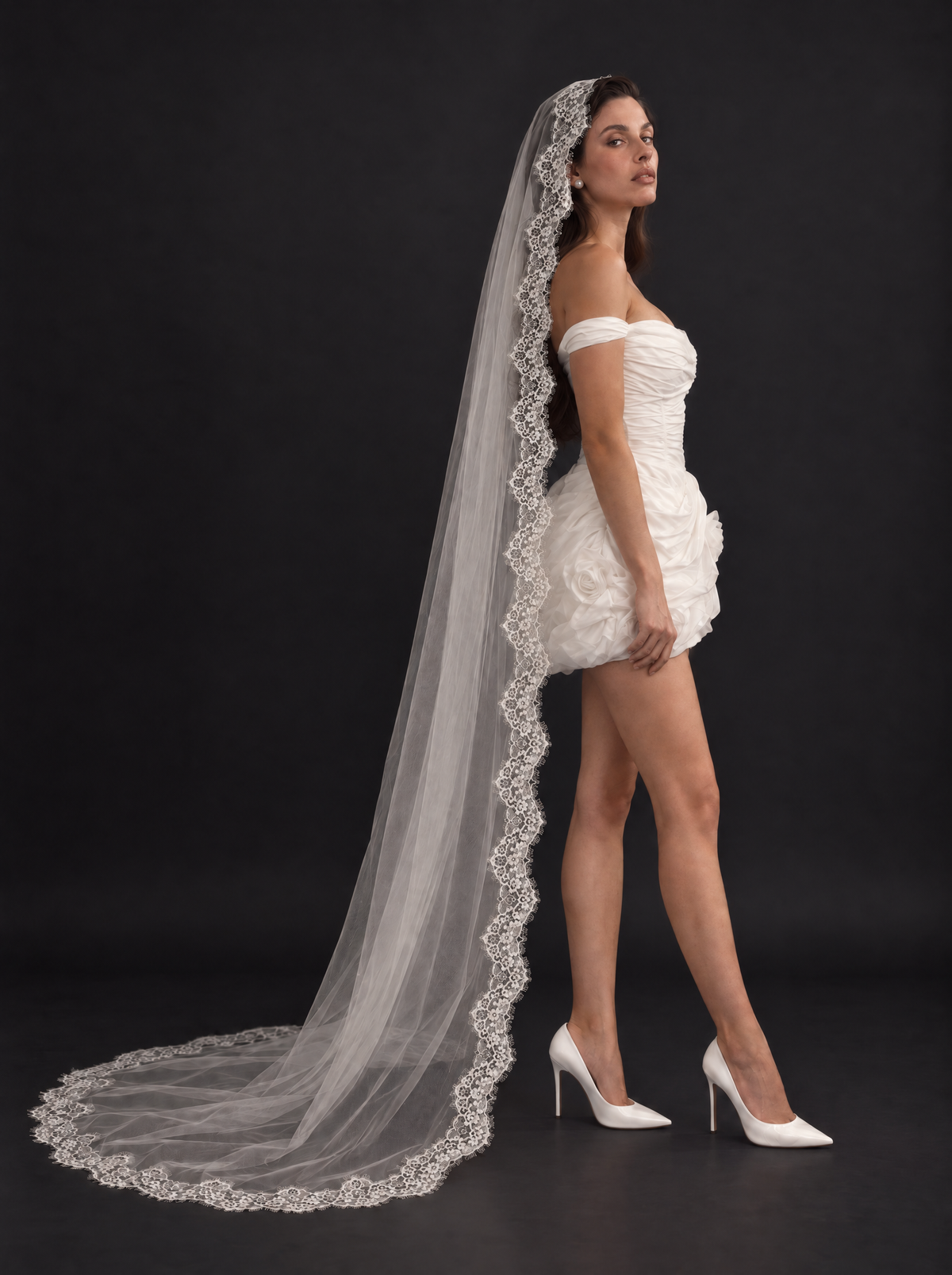The Camille veil — side view showing the long veil