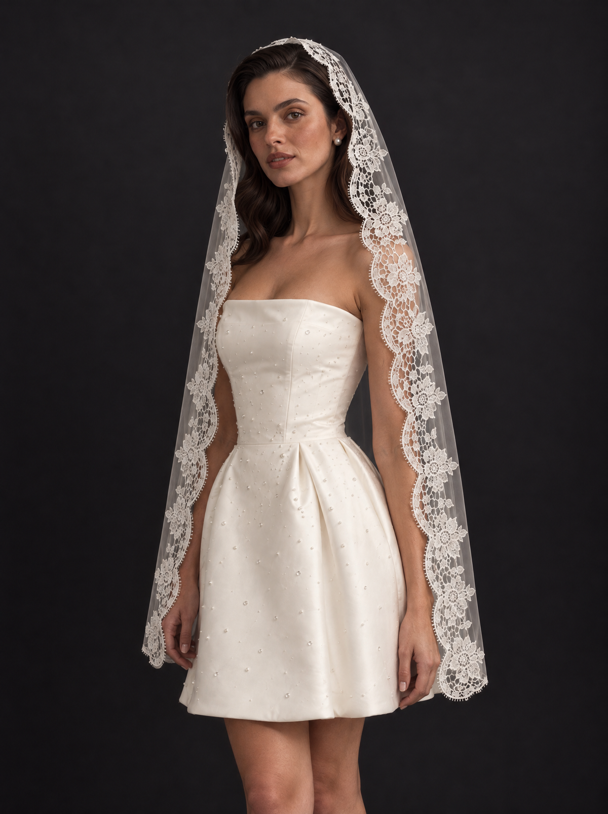 The Liora veil — front view